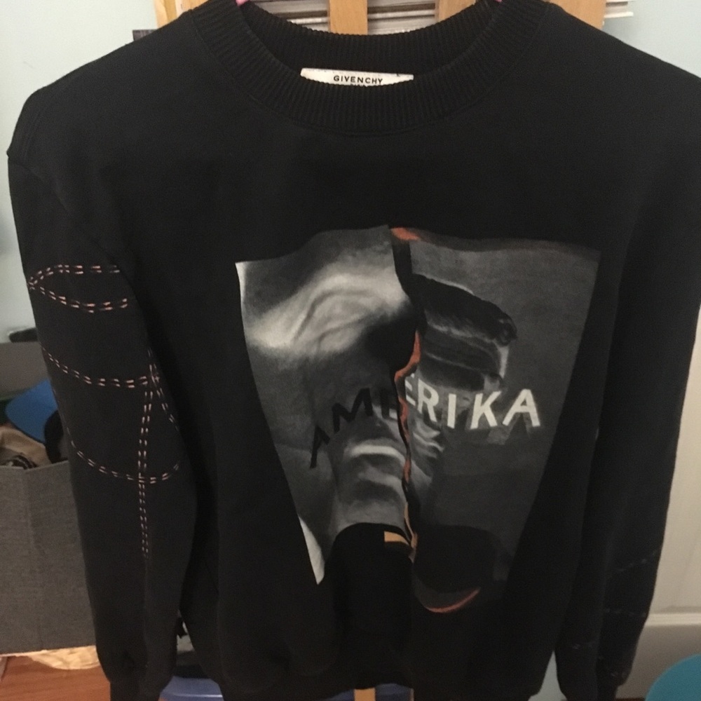 Givenchy Sweater Size Medium